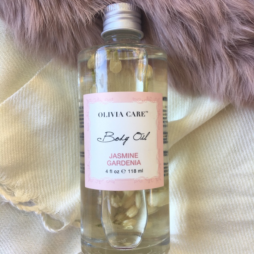 Olivia care Jasmine body oil
